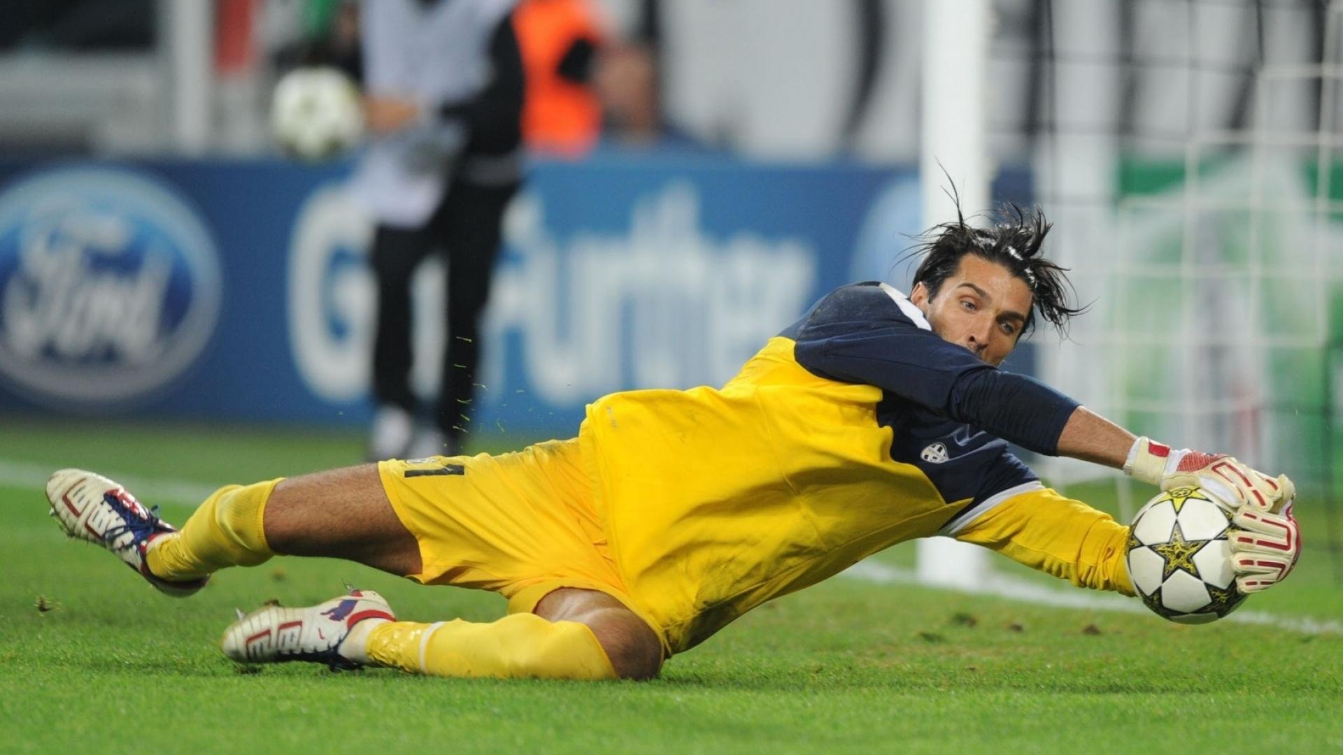 重铸荣光抑或旧梦难圆？——老牌劲旅球迷热议中国队淘汰赛前景
